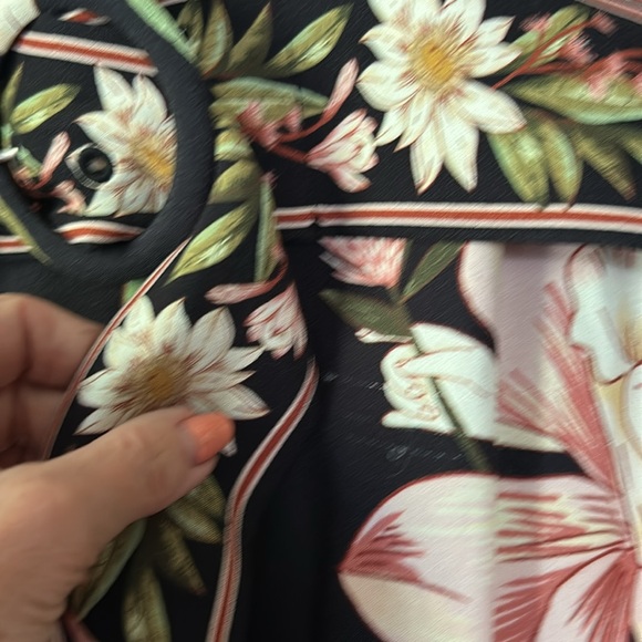 Farm Rio Black Surreal Flowers Long Sleeve Mini Dress Medium B2445 - Picture 4 of 4